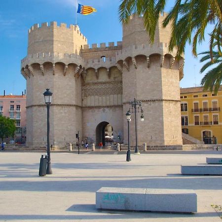 Апартаменты Bergamo Ciutat Vella Валенсия Экстерьер фото