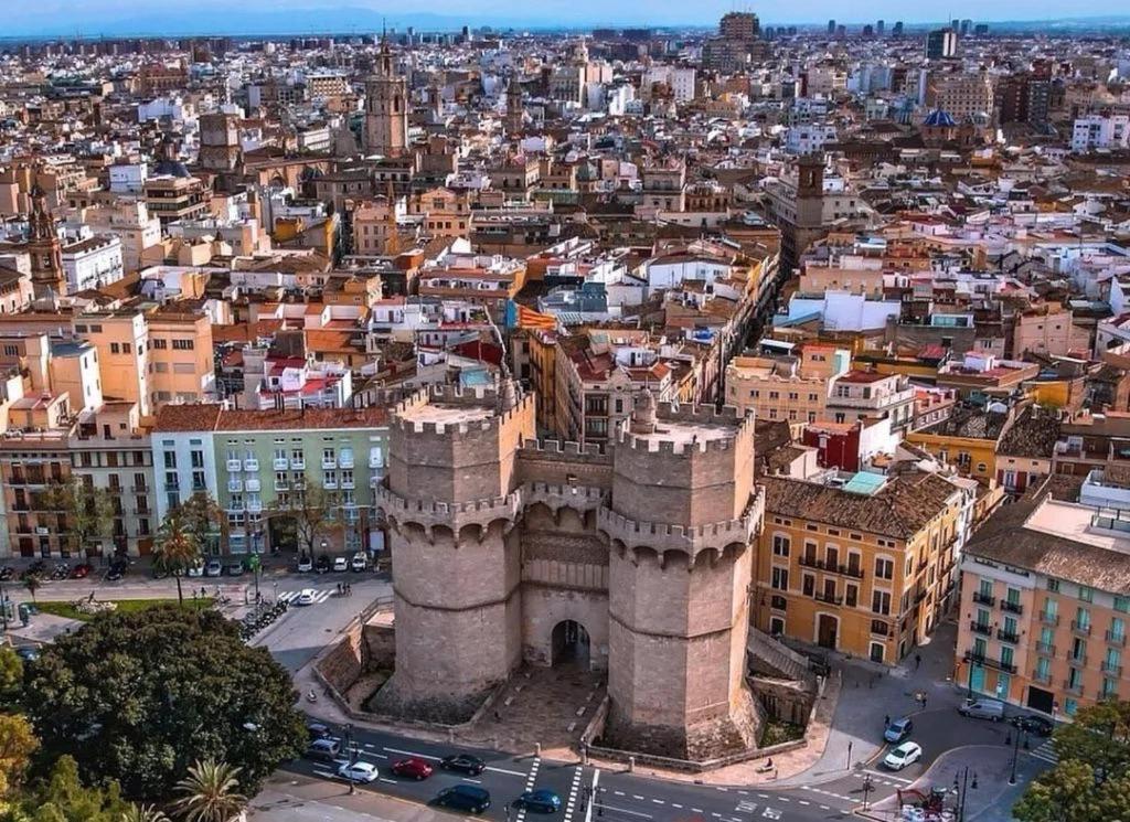 Апартаменты Bergamo Ciutat Vella Валенсия Экстерьер фото
